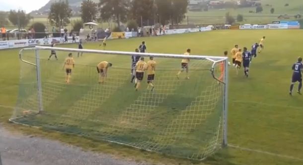 Golman pogodio protivničku mrežu iz svog šesnaesterca