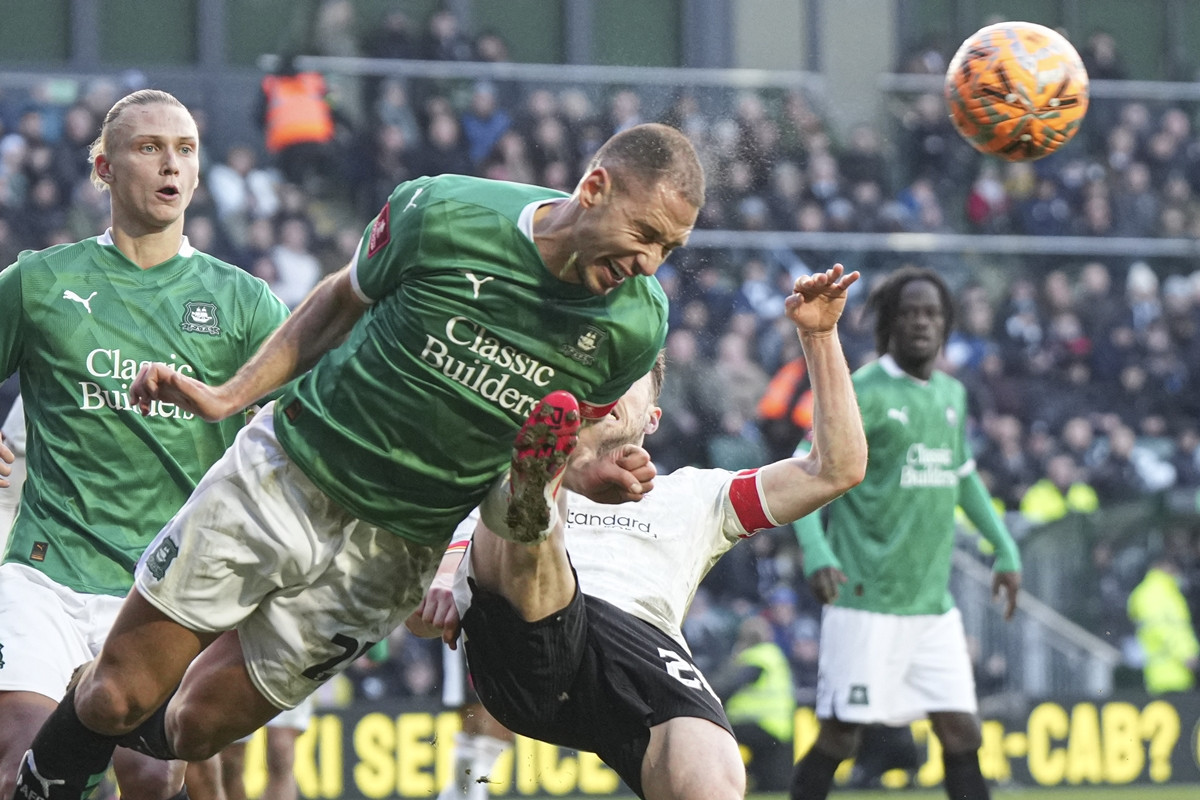 Katić i društvo slavili u bitnoj utakmici za opstanak, Ahmedhodžićev Sheffield United kiksao Katić i društvo slavili u bitnoj utakmici za opstanak, Ahmedhodžićev Sheffield United kiksao