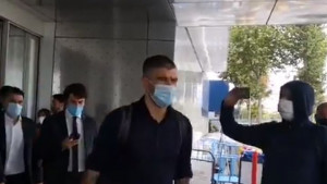 Kolarov doputovao u Milano na ljekarske preglede i potpis ugovora