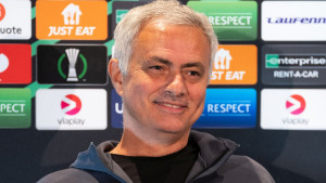 Mourinho žestok prema igračima: "Precijenio sam ih"