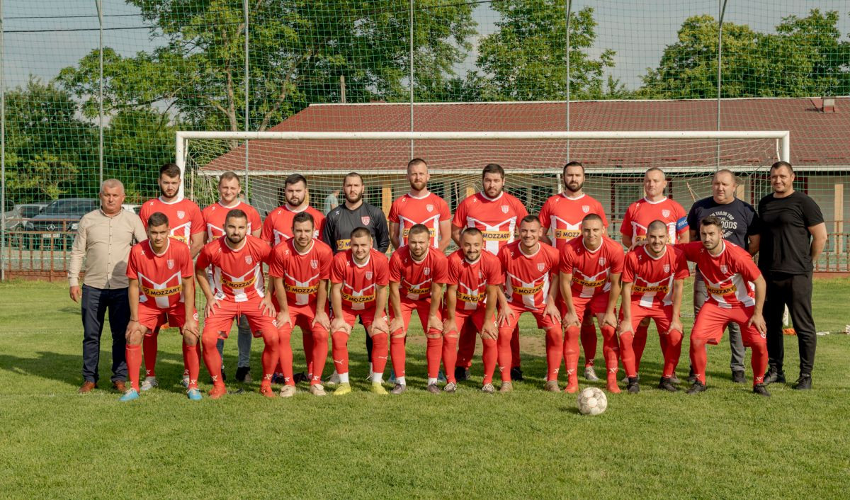 FK Bratstvo u viši rang u Mozzart dresovima FK Bratstvo u viši rang u Mozzart dresovima
