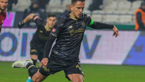 Nevjerovatni Hadžiahmetović ne prestaje tresti mreže, šesti gol u posljednja četiri meča