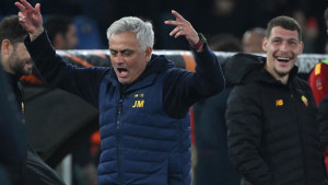 Dobio poziv da se vrati u Chelsea, a onda su navijači Rome shvatili ko je i šta je Jose Mourinho