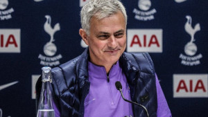 Nezadovoljna zvijezda Tottenhama odjurila u svlačionicu, Jose: Ni ne očekujem da bude sretan
