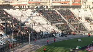 Grobari na stadionu u Solunu, spremili "doček" za Hajduk, naročito za Livaju