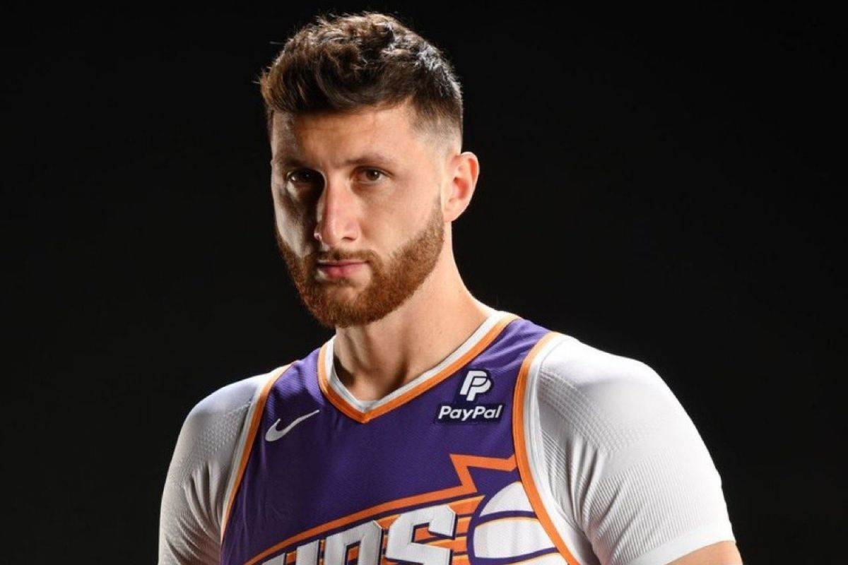 Nurkić nikada u karijeri nije bio ovako ponižen: Sunsi slavili, a njemu ni sekunda na terenu! Nurkić nikada u karijeri nije bio ovako ponižen: Sunsi slavili, a njemu ni sekunda na terenu!
