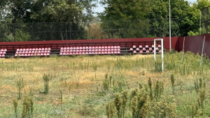 Trebao je biti balkanski "šećer", a danas je horor mjesto: Stadion u centru države izaziva jezu