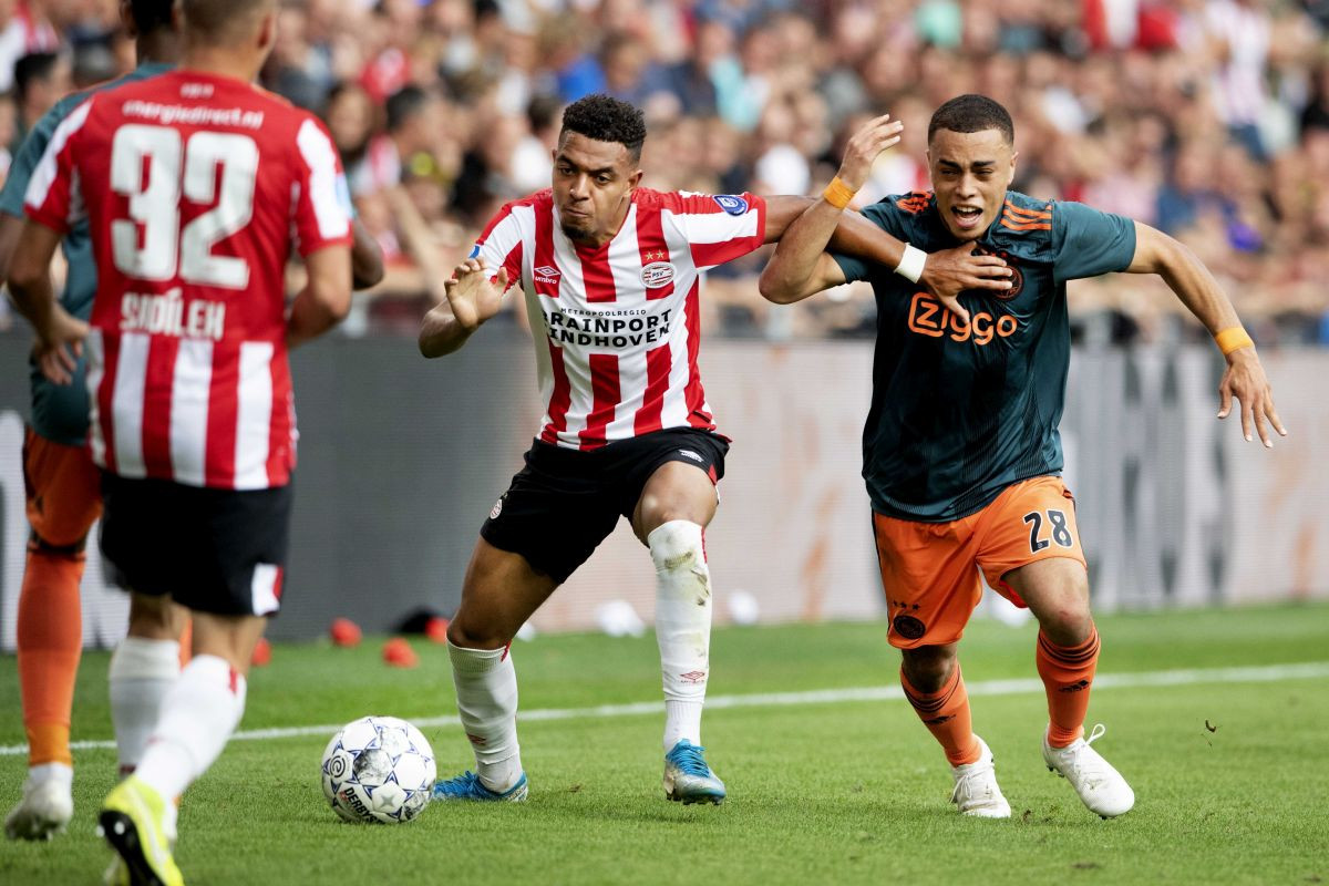 U Holandiji se fudbal neće igrati tokom prvih 60 sekundi utakmica