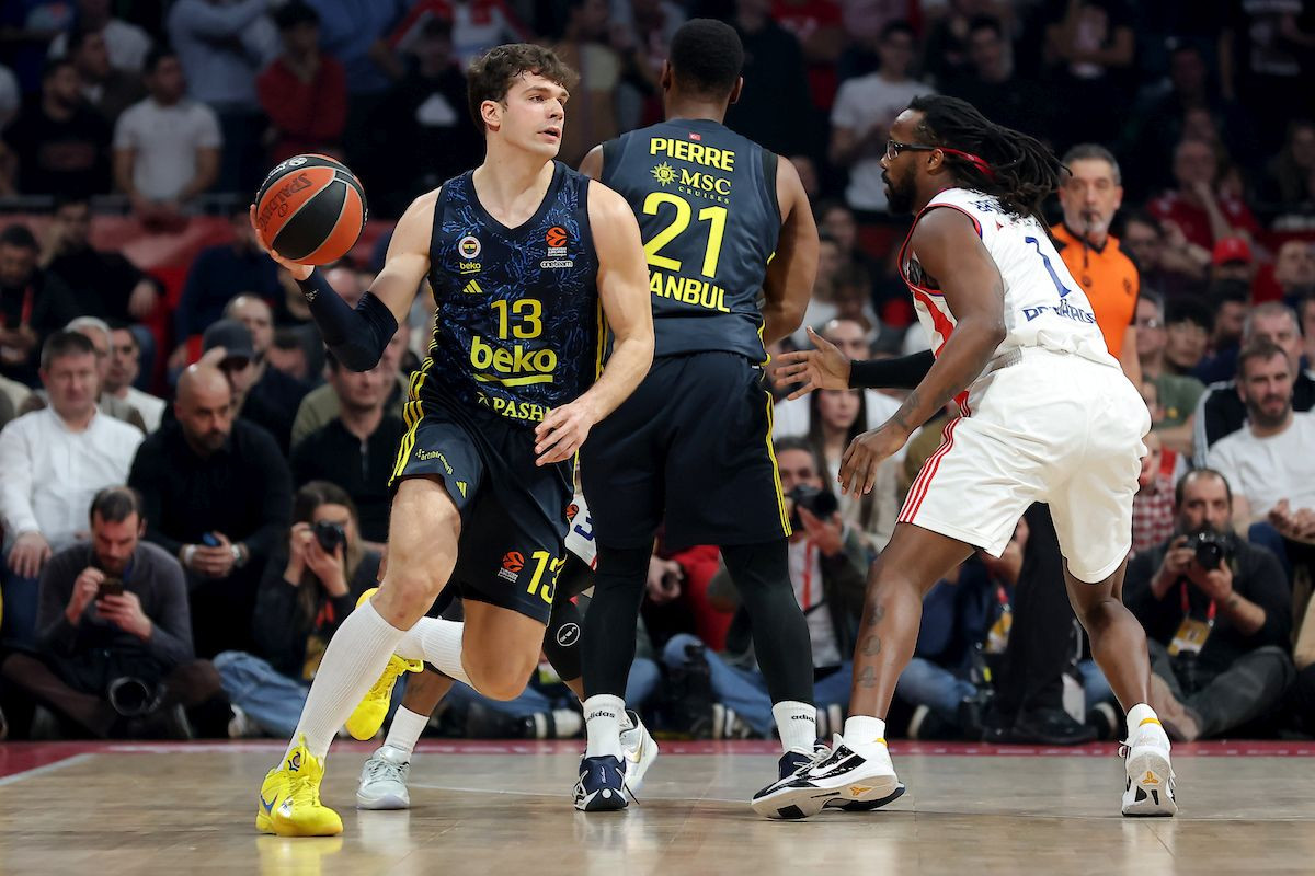 Ni puna Arena nije pomogla Crvenoj zvezdi, Fenerbahce slavio u Beogradu, briljirao i Biberović