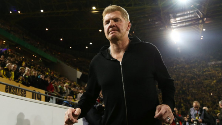 Effenberg: James mora napustiti Bayern