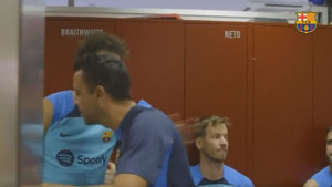 Video iz svlačionice sve govori: Xavi je jednog igrača samo reda radi pozdravio