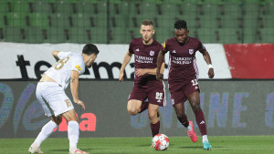 Danas dva meča Premijer lige, na jednom stadionu piše se historija