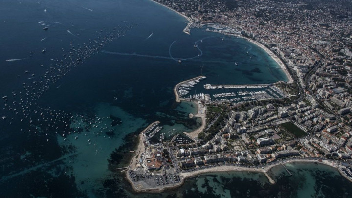 Australski pilot Mat Hall najbrži na Red Bull Air Race utrci u Cannesu