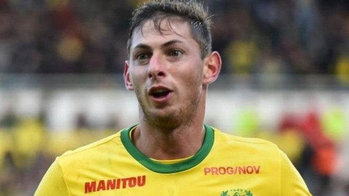 Cardiff zbog pokojnog Emiliana Sale ostaje bez transfera naredna tri prelazna roka?