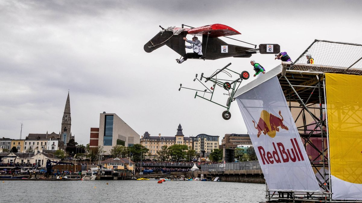 Red Bull Flugtag: urnebesno takmičenje za avijatičare amatere