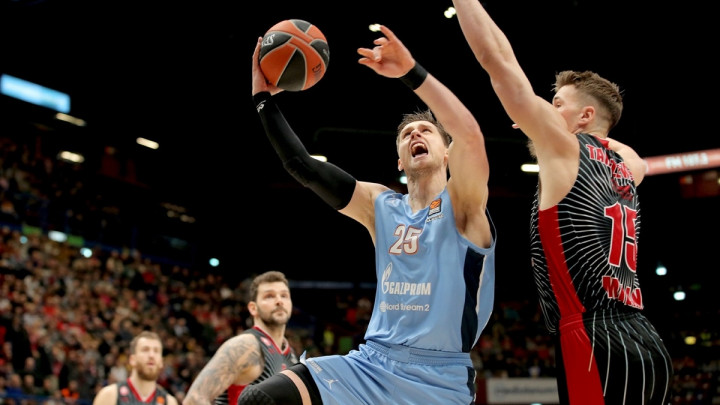 Armani teškom mukom slomio Zenit, Valencia preokrenula Albu