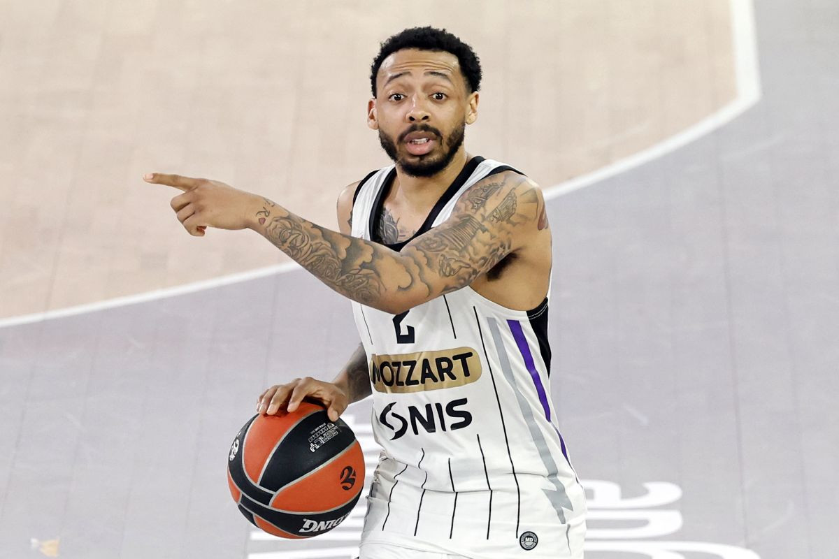 Carlik Jones "podigao buru" u Beogradu: Ne volim Crvenu zvezdu Carlik Jones "podigao buru" u Beogradu: Ne volim Crvenu zvezdu