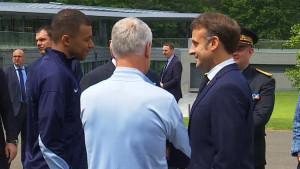 Nije znao da se sve snima: Mbappe rekao Macronu kada će Real Madrid ozvaničiti njegov dolazak