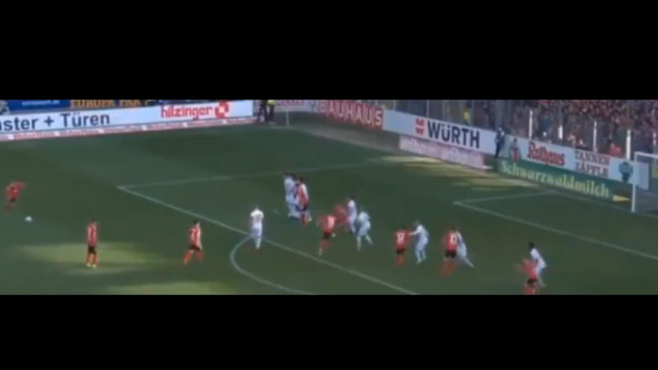 Vincenzo Grifo postigao fantastičnan gol protiv Augsburga