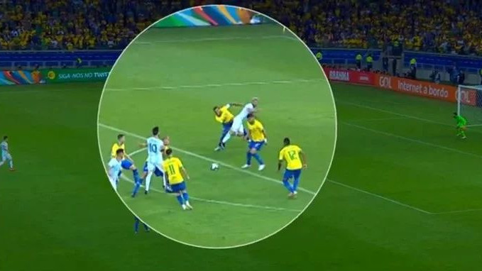 Skandal na Copa Americi: Sudija odbio gledati VAR iako je bio očigledan penal za Argentinu