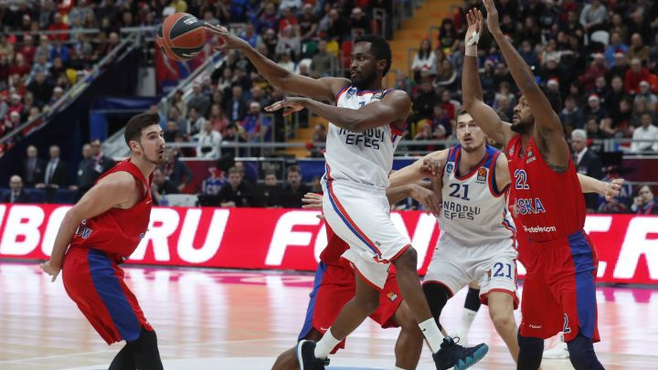 Clyburn i De Colo sredili Efes