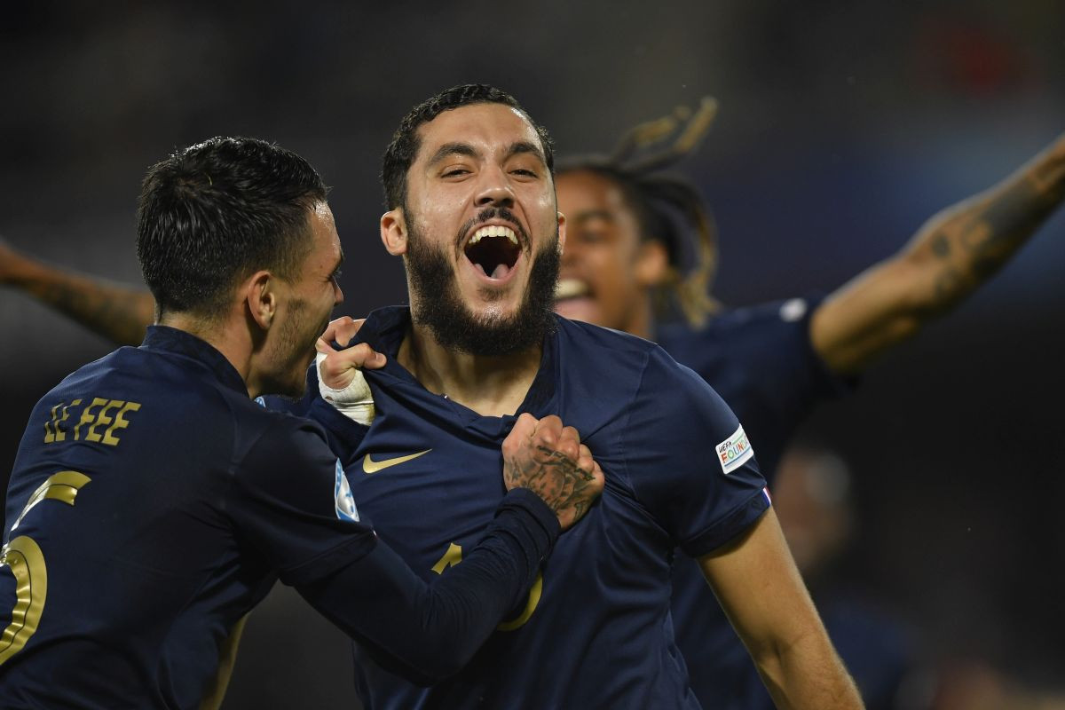 U Arabiju ne želi kad ne bi imao ni za hljeba, ali poziv PSG-a ne može odbiti U Arabiju ne želi kad ne bi imao ni za hljeba, ali poziv PSG-a ne može odbiti