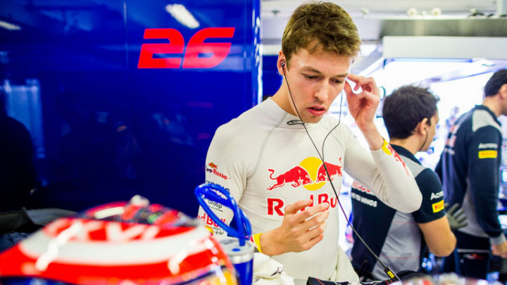 Kvyat od naredne sezone vozi za Toro Rosso