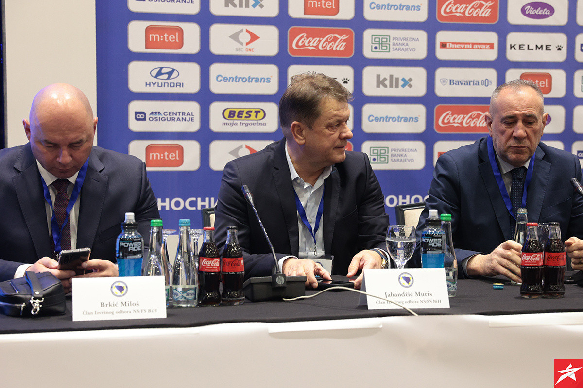 Muris Jabandžić prvi favorit za predsjednika NS Federacije BiH, donosimo vam i imena članova IO Muris Jabandžić prvi favorit za predsjednika NS Federacije BiH, donosimo vam i imena članova IO