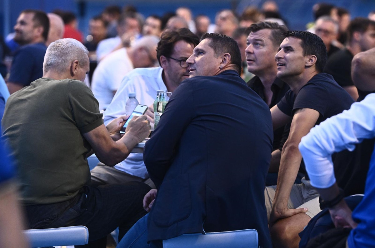 Treće poluvrijeme hrvatskog derbija - Legendarni Dinamovac spašavao Hajdukovce na Maksimiru Treće poluvrijeme hrvatskog derbija - Legendarni Dinamovac spašavao Hajdukovce na Maksimiru