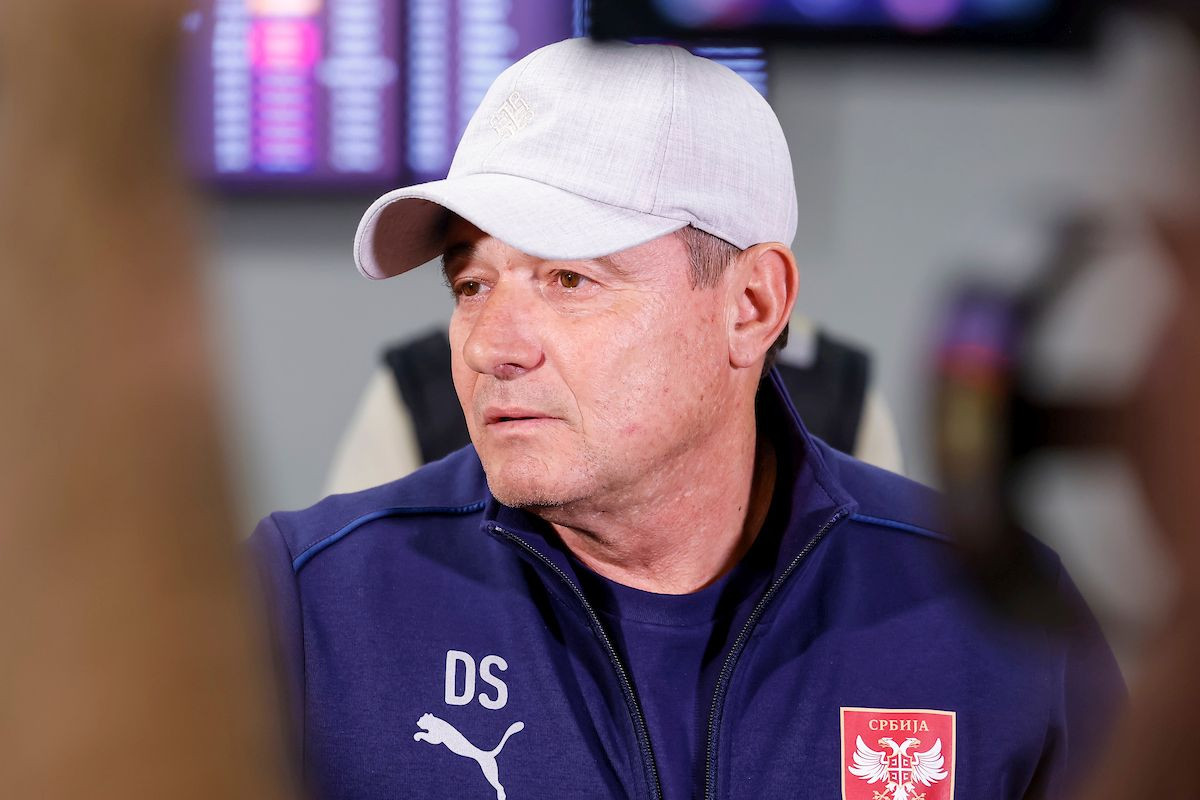 Nezadovoljni navijači Srbije vrijeđaju Stojkovića zbog Novopazarca: "Za Piksija on igra badminton"