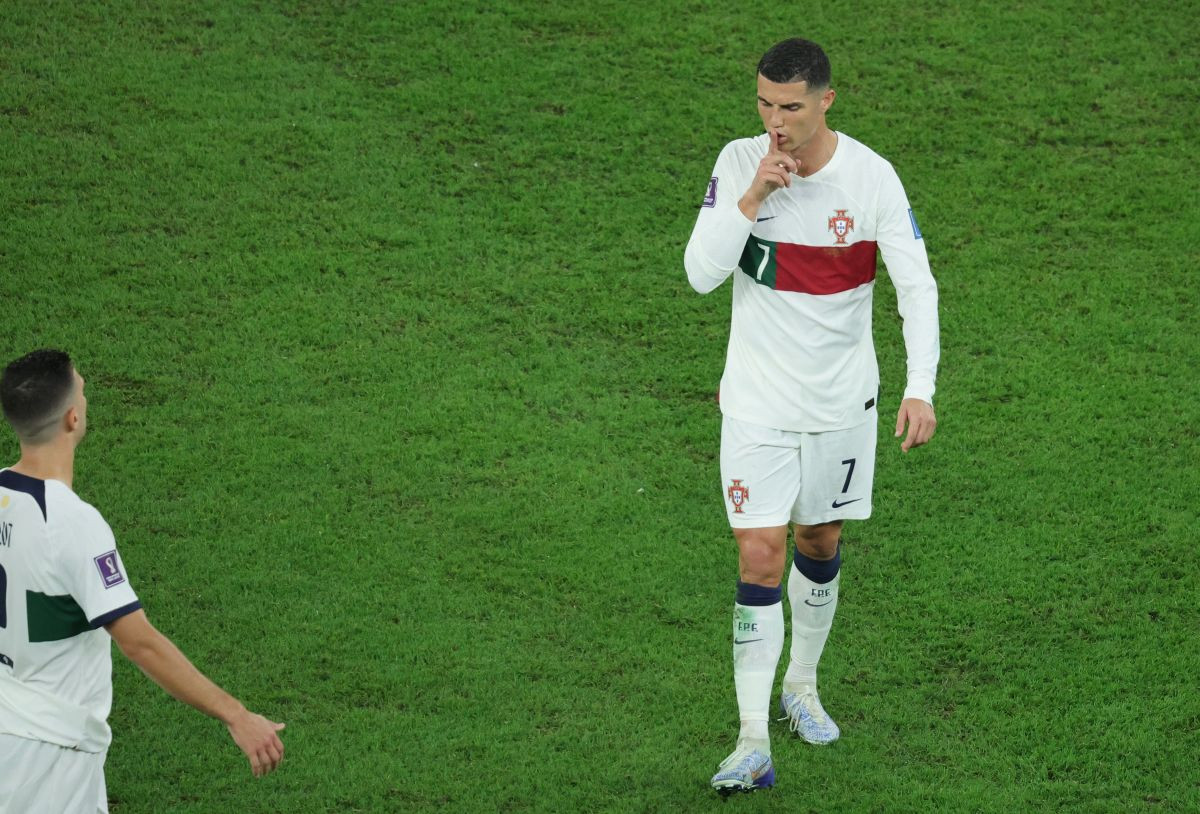 Ljudi gledaju i ne vjeruju: Ronaldo je na treningu izmislio novi potez Ljudi gledaju i ne vjeruju: Ronaldo je na treningu izmislio novi potez