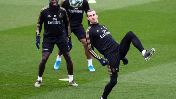 To je to: Gareth Bale je novi igrač Tottenhama!