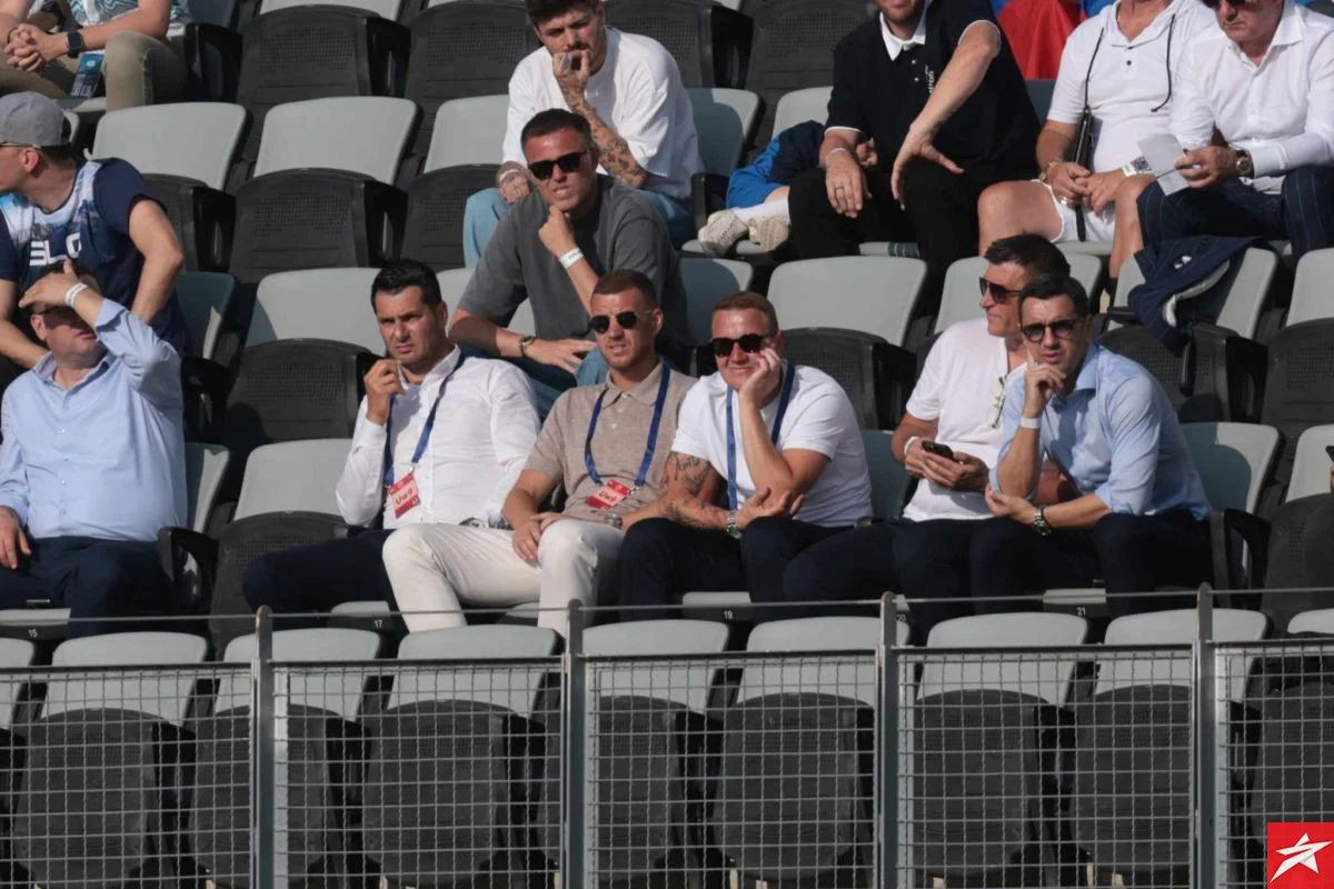 Borba za Edina Džeku: Como i Bologna nisu jedini, još jedan klub iz Italije želi Dijamanta Borba za Edina Džeku: Como i Bologna nisu jedini, još jedan klub iz Italije želi Dijamanta