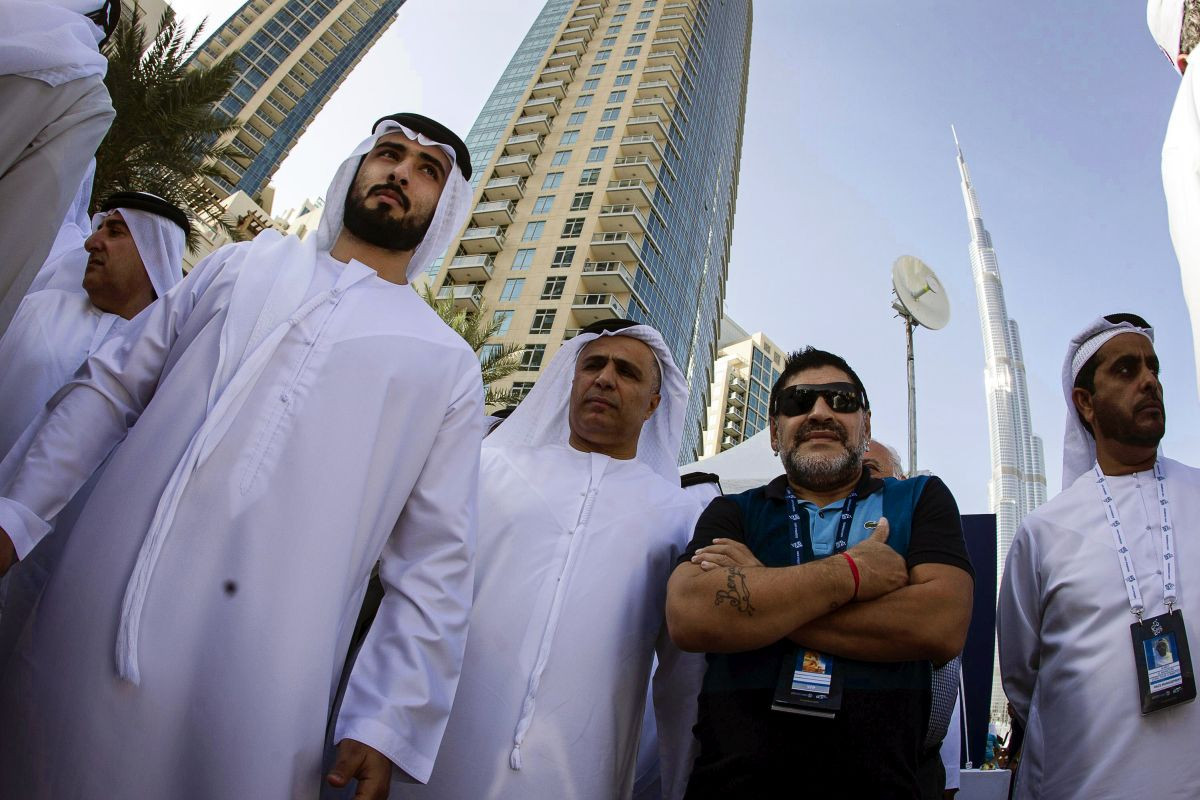 Dubai preko svoje najveće zgrade odao počast Diegu Maradoni