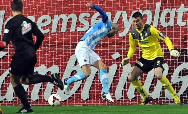 Dvostruka "štikla": Asistencija petom za gol petom!