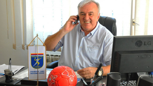 Umičević: Šuman nas je slagao za diplomu, bezobrazan je i arogantan, treba da ide!