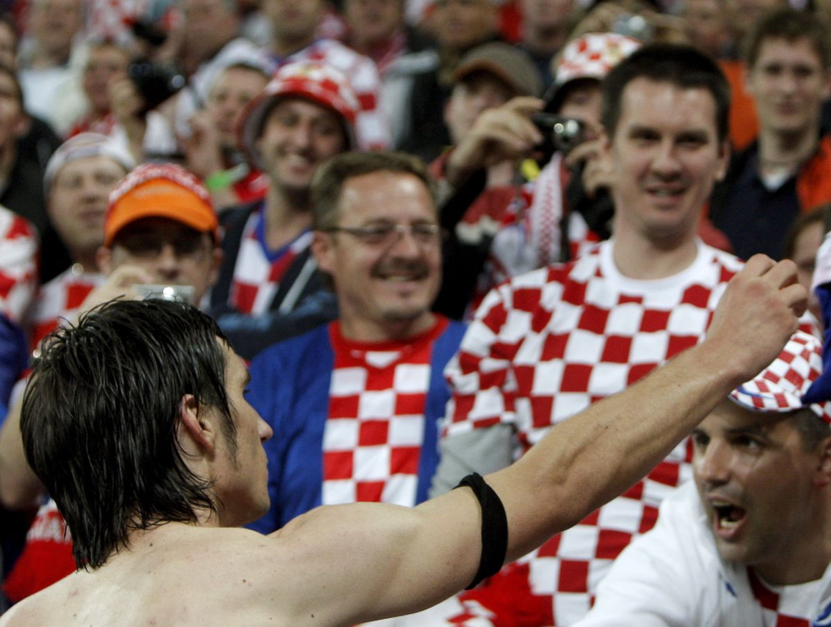 U Karlovcu u teškoj saobraćajnoj nesreći poginuo bivši igrač Dinama i reprezentacije Hrvatske! U Karlovcu u teškoj saobraćajnoj nesreći poginuo bivši igrač Dinama i reprezentacije Hrvatske!