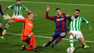 Lenglet skrivio penal, a svojom reakcijom nakon toga izazvao bijes navijača Barcelone
