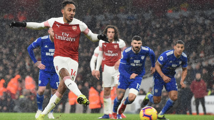 Arsenal pobijedio Cardiff, sjajan preokret Fulhama protiv Brightona