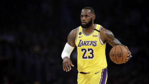 LeBron James opovrgnuo glasine o otkazivanju sezone