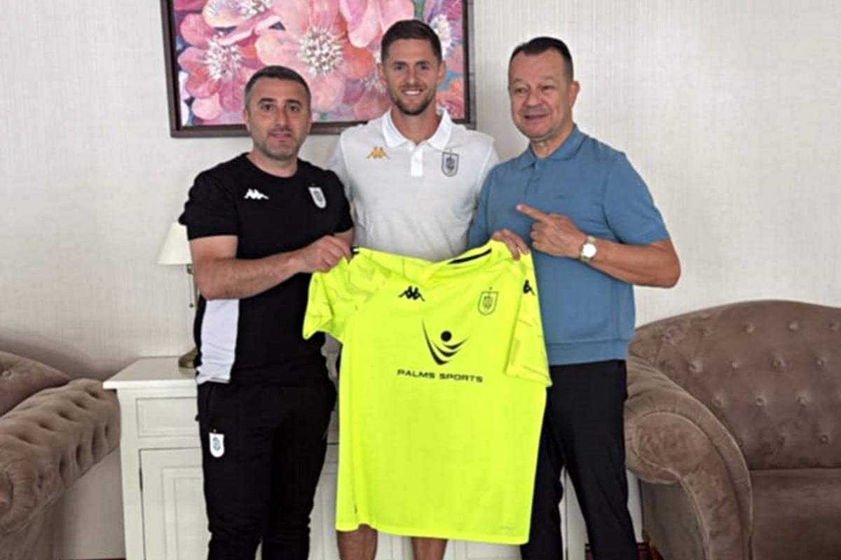 Kenan Pirić novi golman Neftcija! Kenan Pirić novi golman Neftcija!