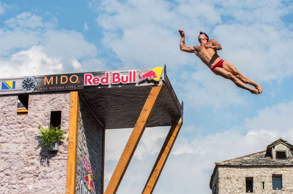Mostar je danas centar svijeta: Ne propustite finalne serije Red Bull Cliff Diving skokova