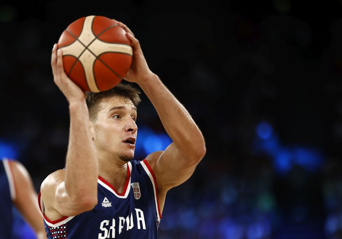 Dok u Srbiji psovkama "časte" Ademira Zurapovića, Bogdan Bogdanović je dao gospodsku izjavu Dok u Srbiji psovkama "časte" Ademira Zurapovića, Bogdan Bogdanović je dao gospodsku izjavu