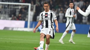 Amir Hadžiahmetović karijeru nastavlja u Engleskoj!