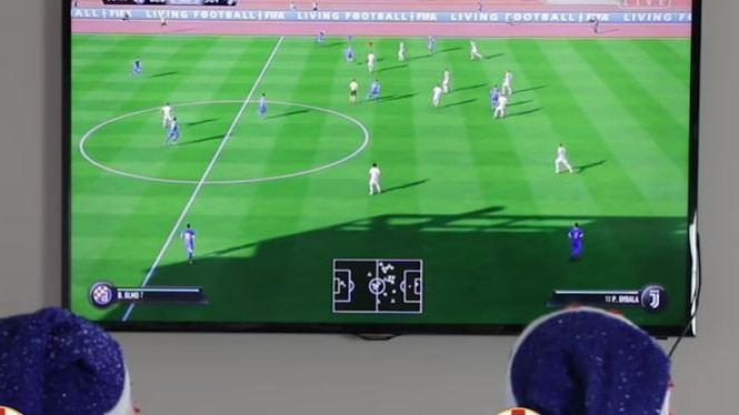 'Ludnica' na Dinamovom FIFA 19 turniru, Gojak ljutito saigraču: "Šta snimaš sve ko kakva tetka"