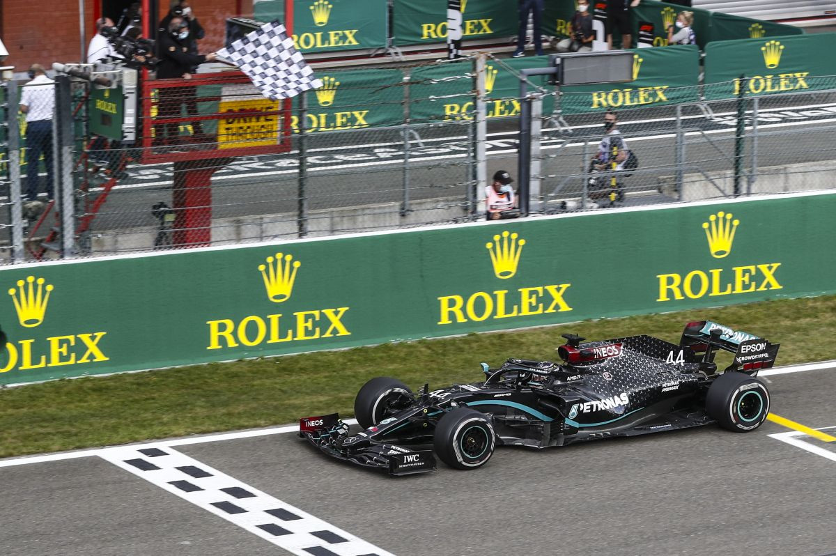 Dominacija Hamiltona i Mercedesa u Belgiji, potpuni debakl nikad lošijeg Ferrarija Dominacija Hamiltona i Mercedesa u Belgiji, potpuni debakl nikad lošijeg Ferrarija