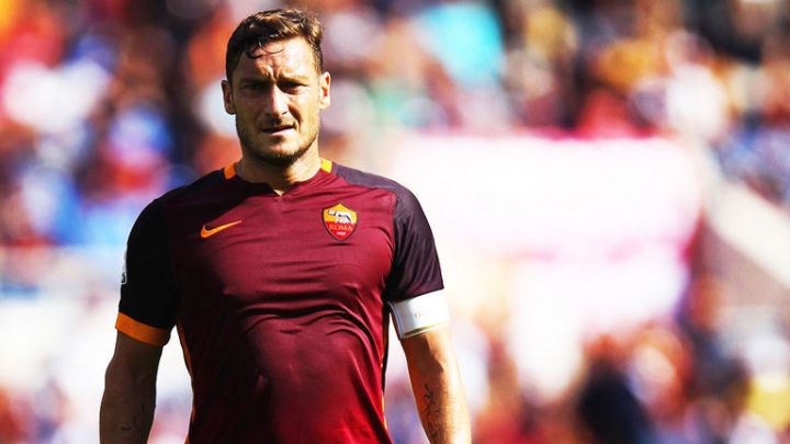 Totti nastavlja karijeru, ali ne u dresu Rome?