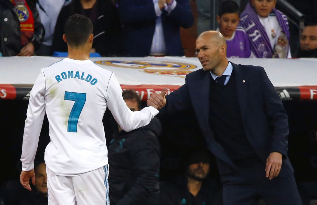 Zidane objasnio zašto je Ronaldo iznad Messija: "Niko nije napravio ono što je on"