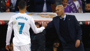 Zidane objasnio zašto je Ronaldo iznad Messija: "Niko nije napravio ono što je on"