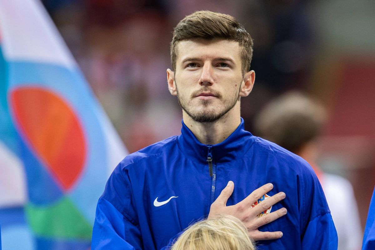 Dinamo ne da Petra Sučića za siću, odbijena je ogromna cifra: "Došla je ponuda od..." Dinamo ne da Petra Sučića za siću, odbijena je ogromna cifra: "Došla je ponuda od..."
